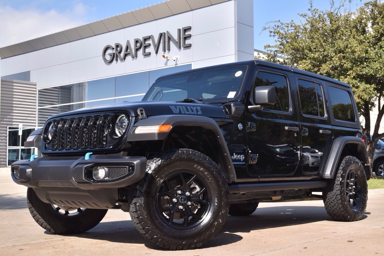 2024 Jeep Wrangler 4xe Willys 4XE's photo