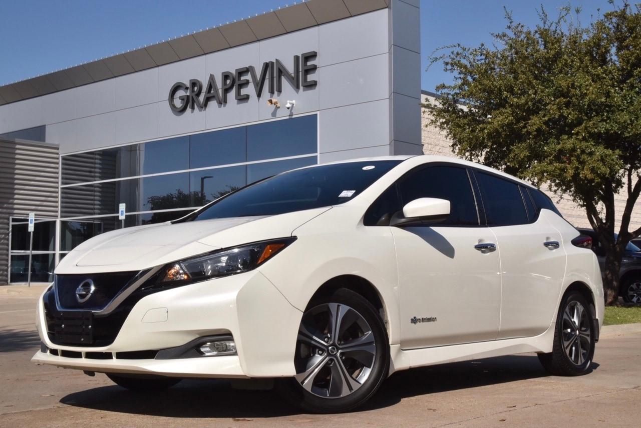 Used 2018 Nissan LEAF SV with VIN 1N4AZ1CP0JC307666 for sale in Grapevine, TX