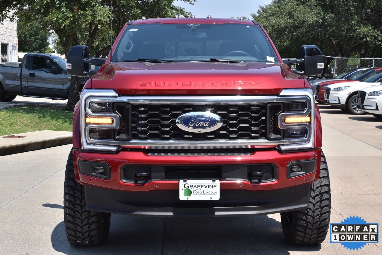 2025 Ford F-450 Platinum photo 2
