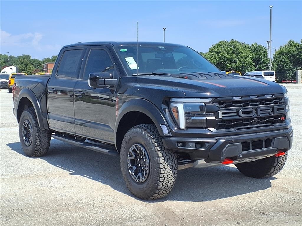 2025 Ford F-150 Raptor photo 2