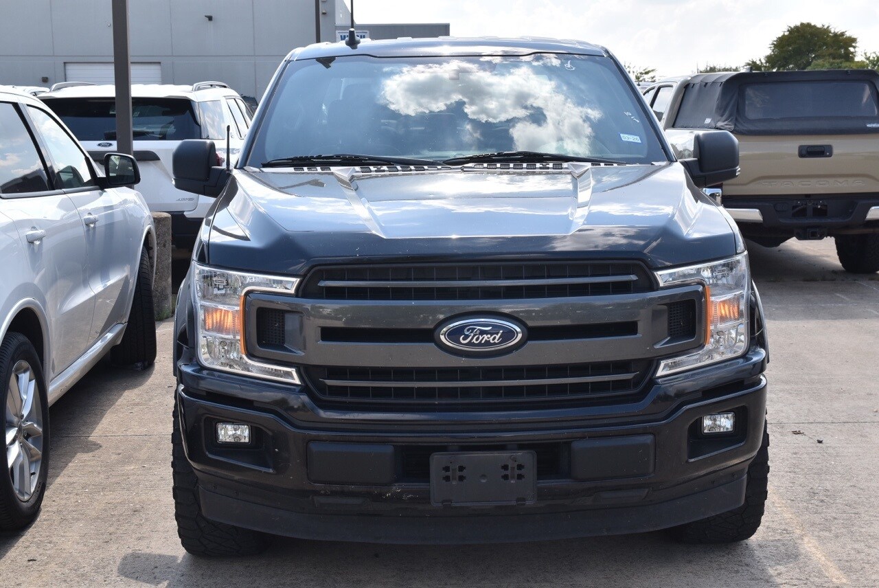 2019 Ford F-150 XLT photo 2