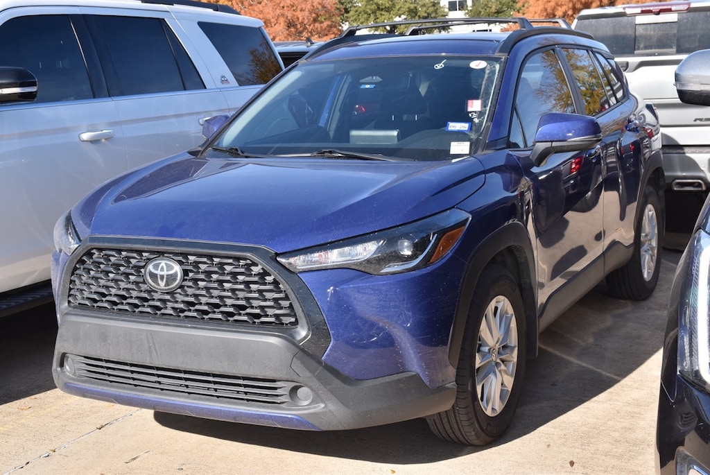 Used 2024 Toyota Corolla Cross LE SUV
