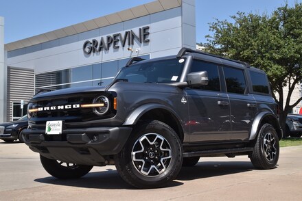 2023 Ford Bronco Outer Banks SUV