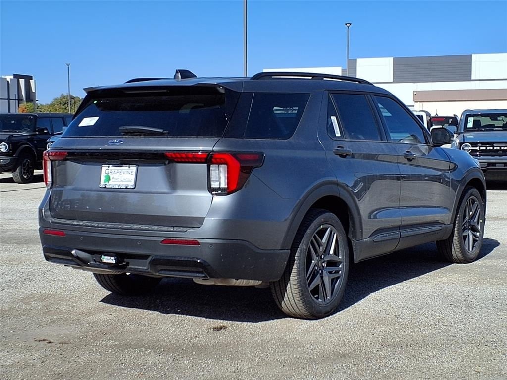 New 2026 Ford Explorer ST-Line SUV