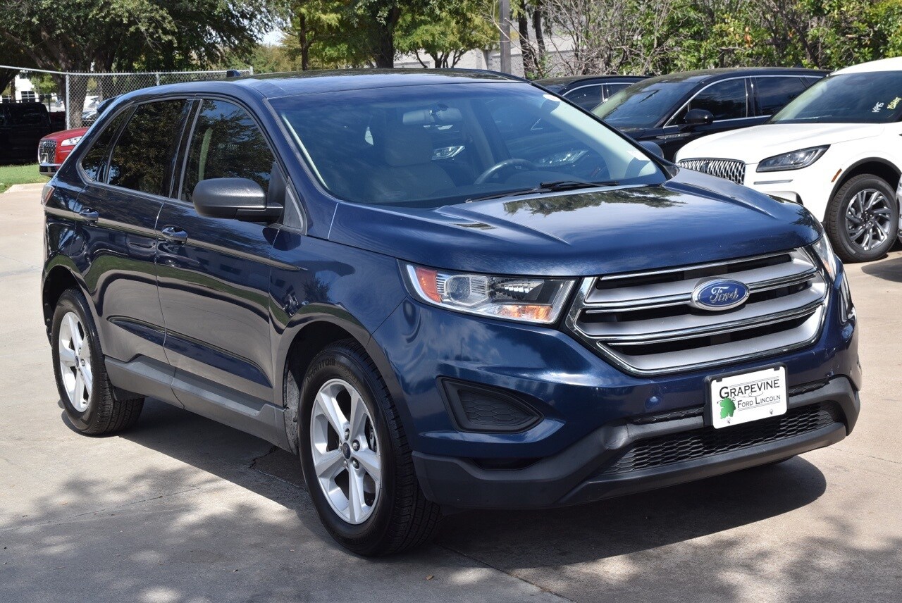 2017 Ford Edge SE photo 3