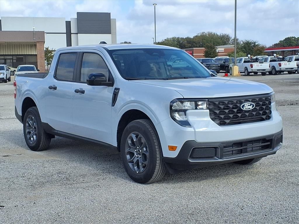 New 2025 Ford Maverick XLT Truck SuperCrew