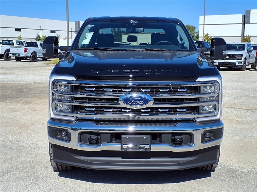 New 2026 Ford F-250 Lariat Truck Crew Cab