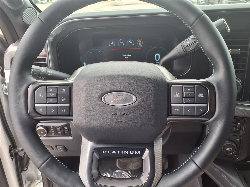 2026 Ford F-250 Super Duty Platinum - Photo 18