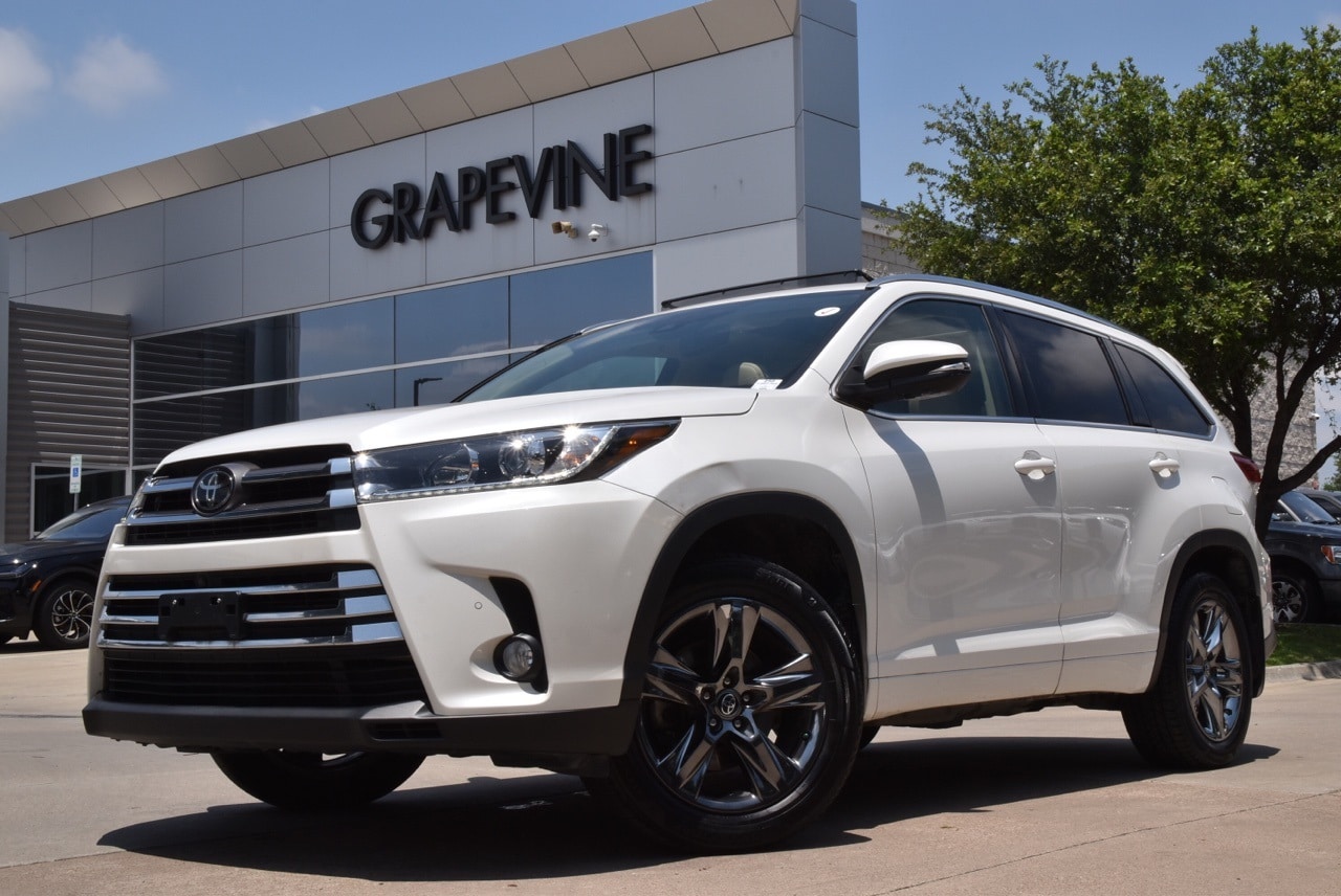 Used 2018 Toyota Highlander Limited Platinum with VIN 5TDDZRFH6JS817934 for sale in Grapevine, TX