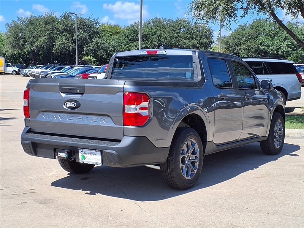 2025 Ford Maverick XLT photo 3