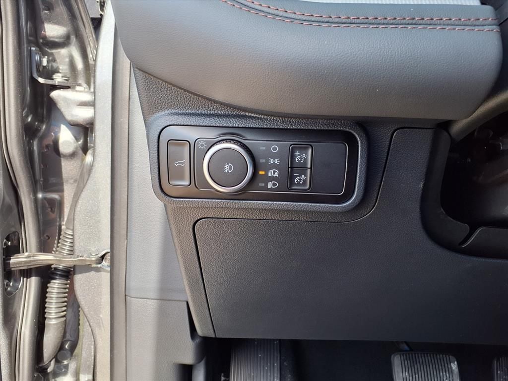 2026 Ford Explorer Active - Photo 16
