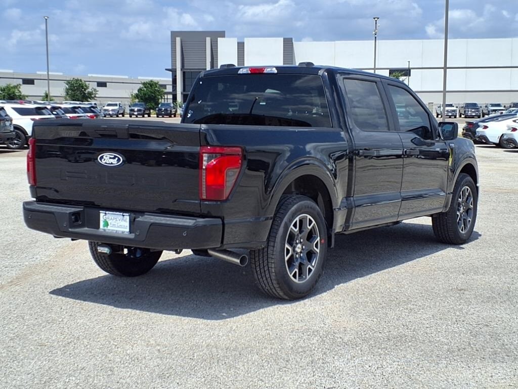2025 Ford F-150 STX photo 4