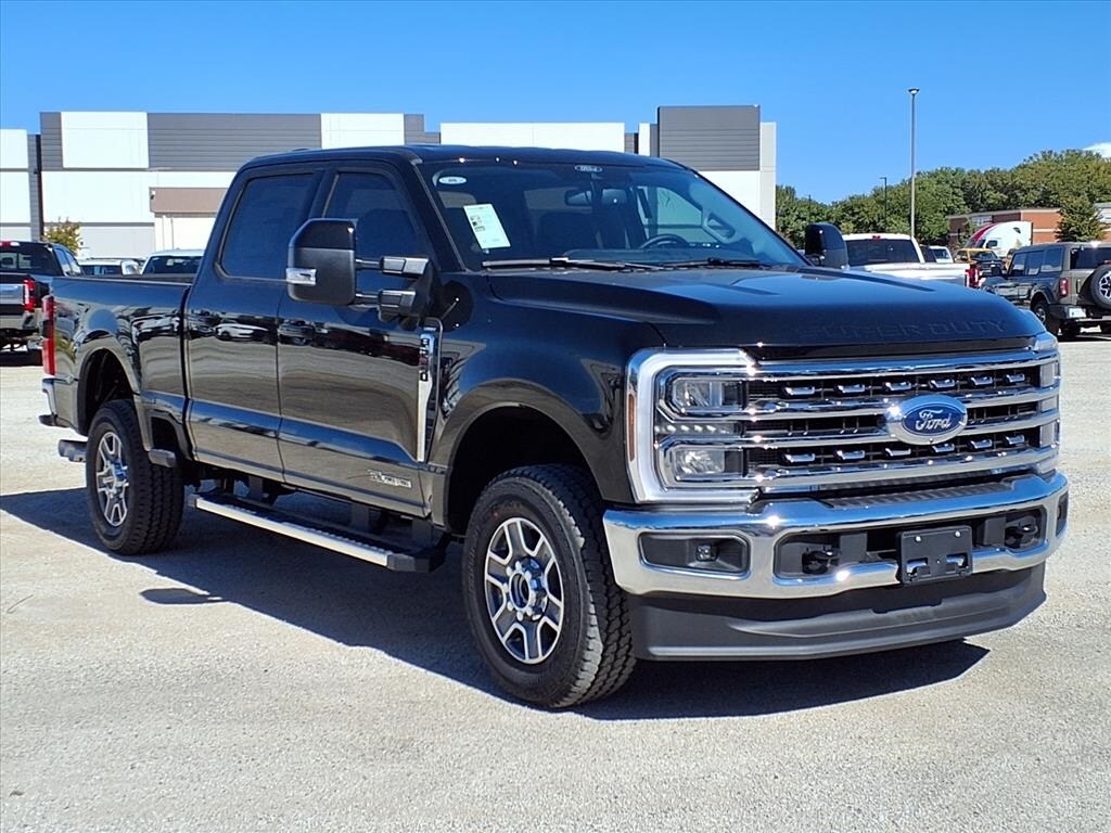 New 2026 Ford F-250 Lariat Truck Crew Cab