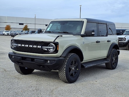 2025 Ford Bronco Outer Banks SUV