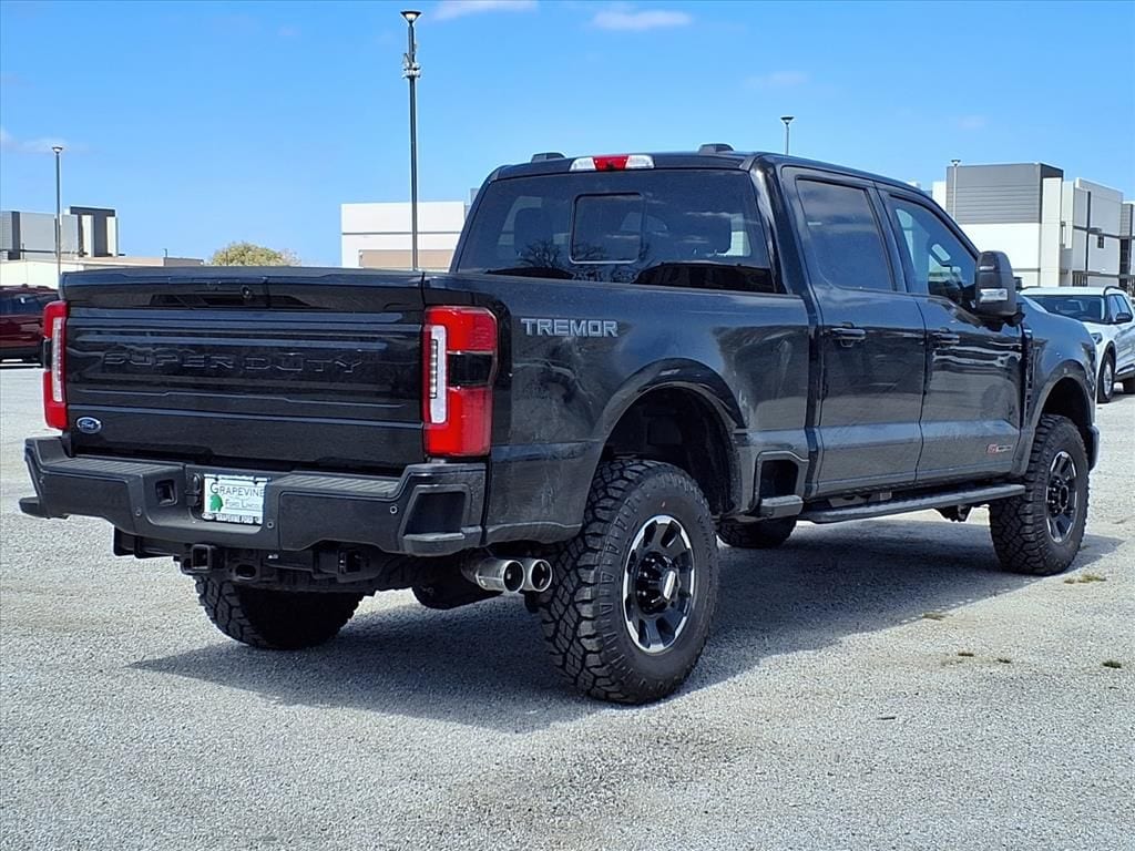 New 2026 Ford F-250 Platinum Truck Crew Cab