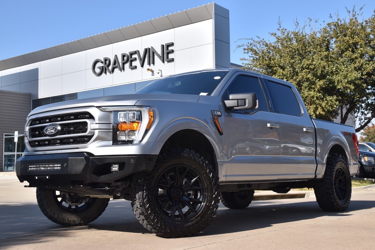 2023 Ford F-150 XLT's photo