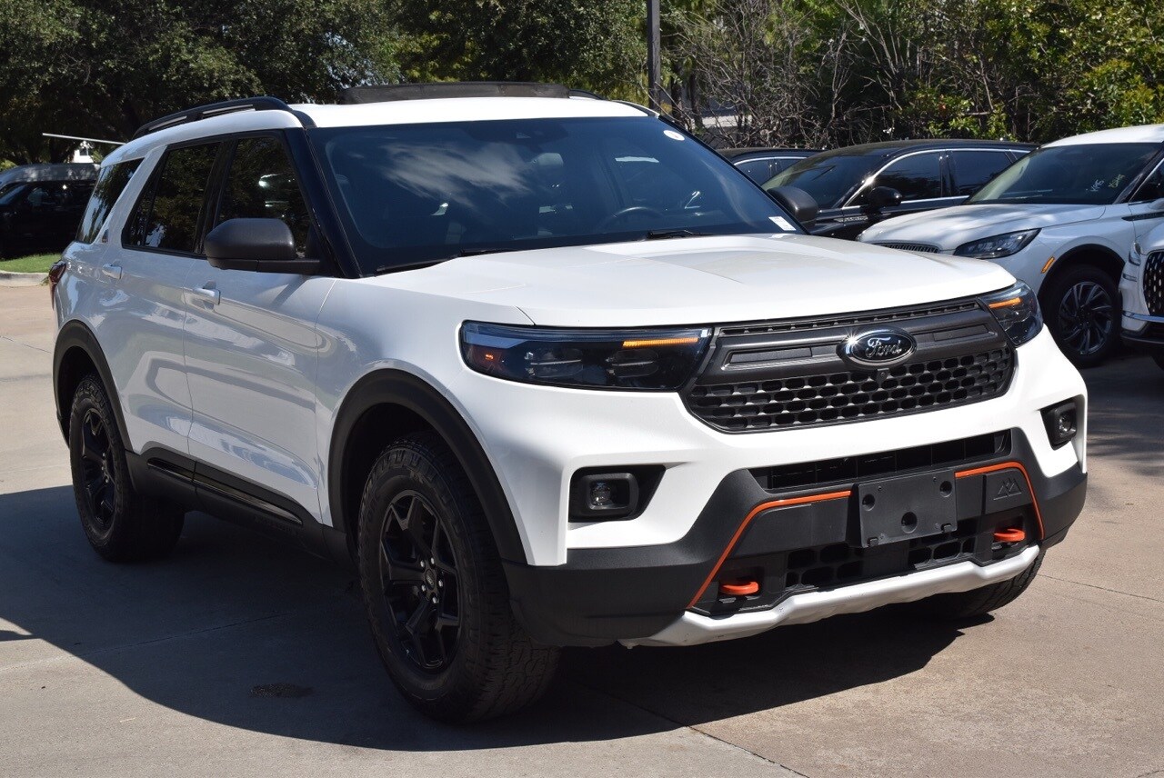 2022 Ford Explorer Timberline photo 2