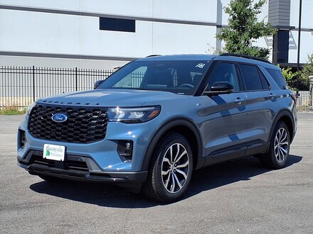 2025 Ford Explorer ST-Line SUV