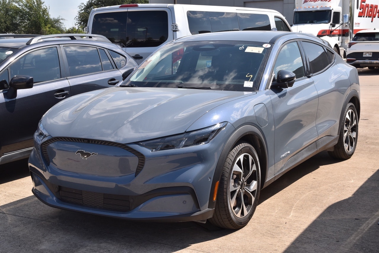 Used 2024 Ford Mustang Mach-E Select AWD with VIN 3FMTK1S57RMA09662 for sale in Grapevine, TX