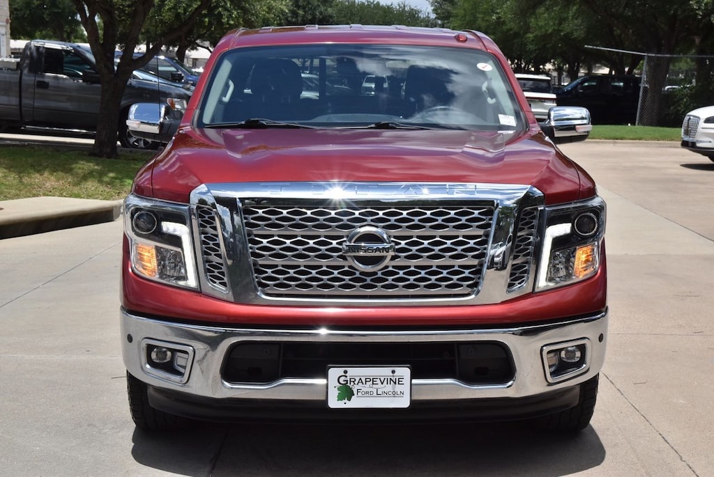 Used 2019 Nissan Titan SL Truck Crew Cab