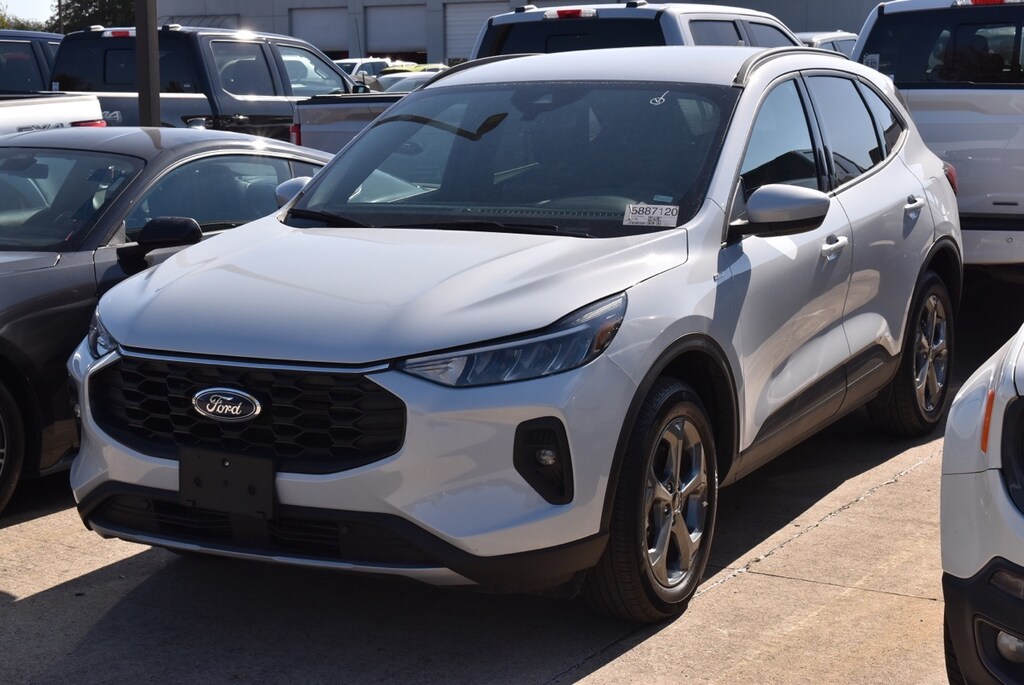 Used 2025 Ford Escape ST-Line Select SUV