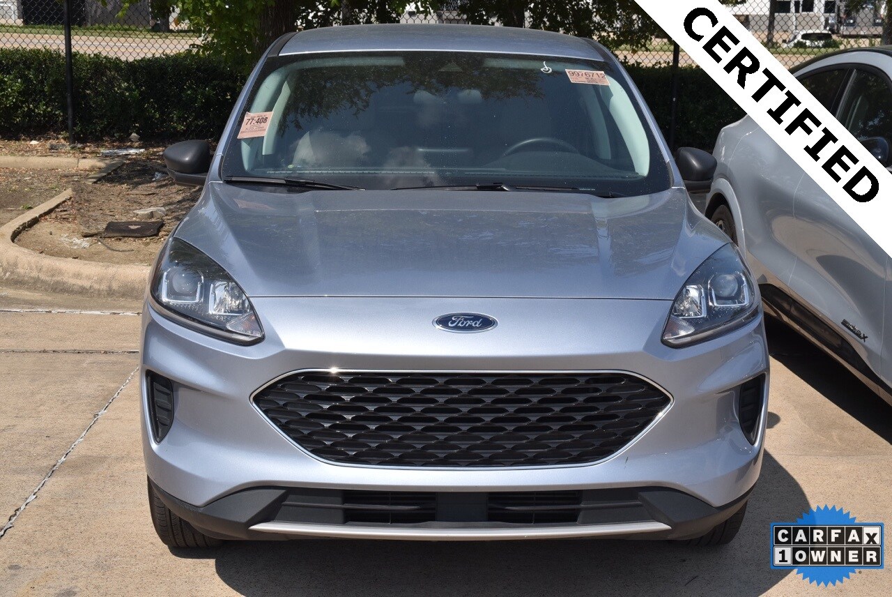 2022 Ford Escape SE photo 2