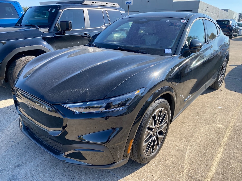 Used 2025 Ford Mustang Mach-E Premium SUV