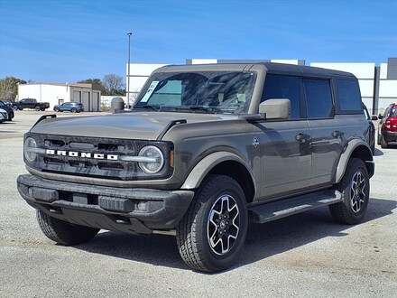 2026 Ford Bronco Outer Banks SUV
