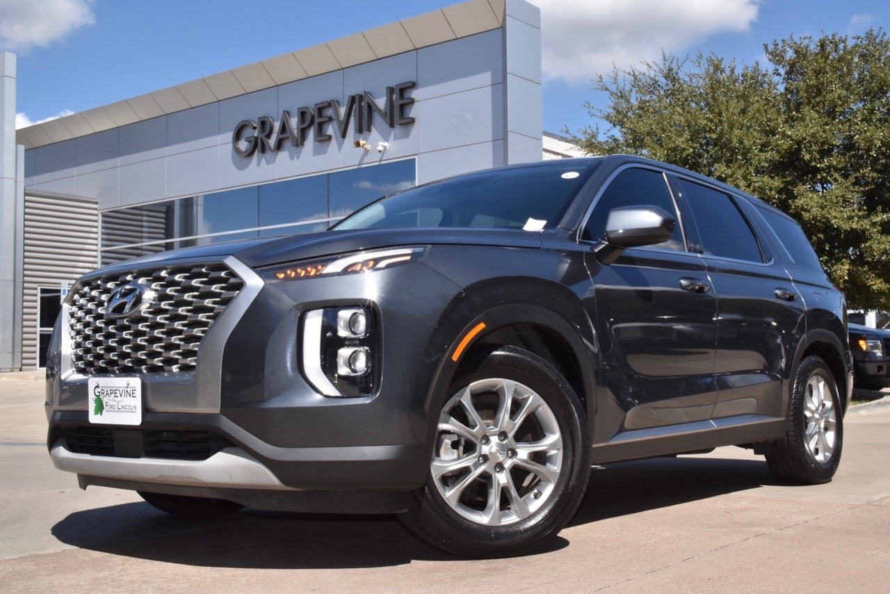 Used 2020 Hyundai Palisade SE with VIN KM8R14HE8LU109648 for sale in Grapevine, TX