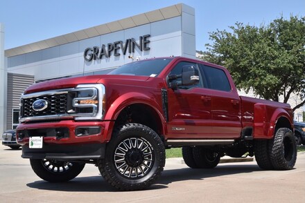 2025 Ford F-450 Platinum Truck Crew Cab
