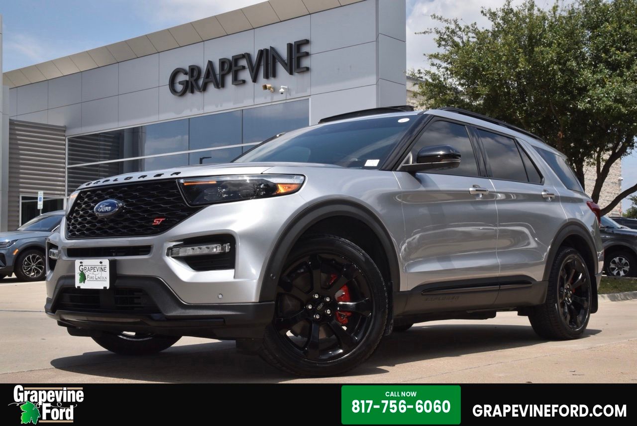 2021 Ford Explorer ST 4WD's photo
