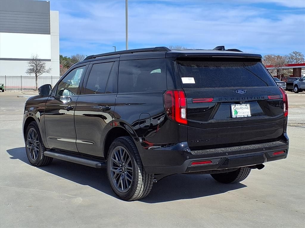 2026 Ford Expedition Platinum - Photo 6
