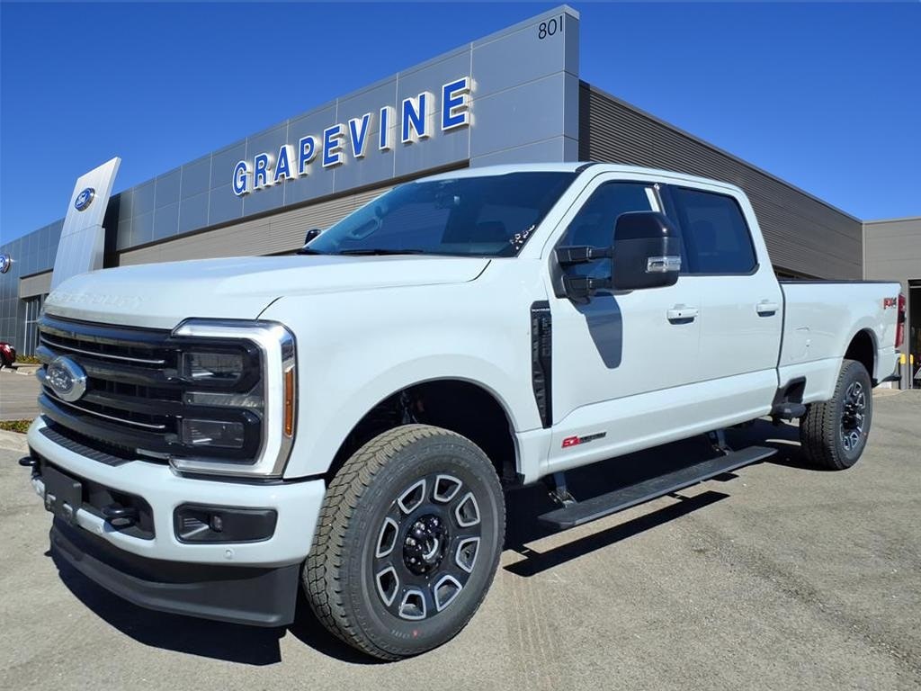 New 2026 Ford F-350 Platinum Truck Crew Cab