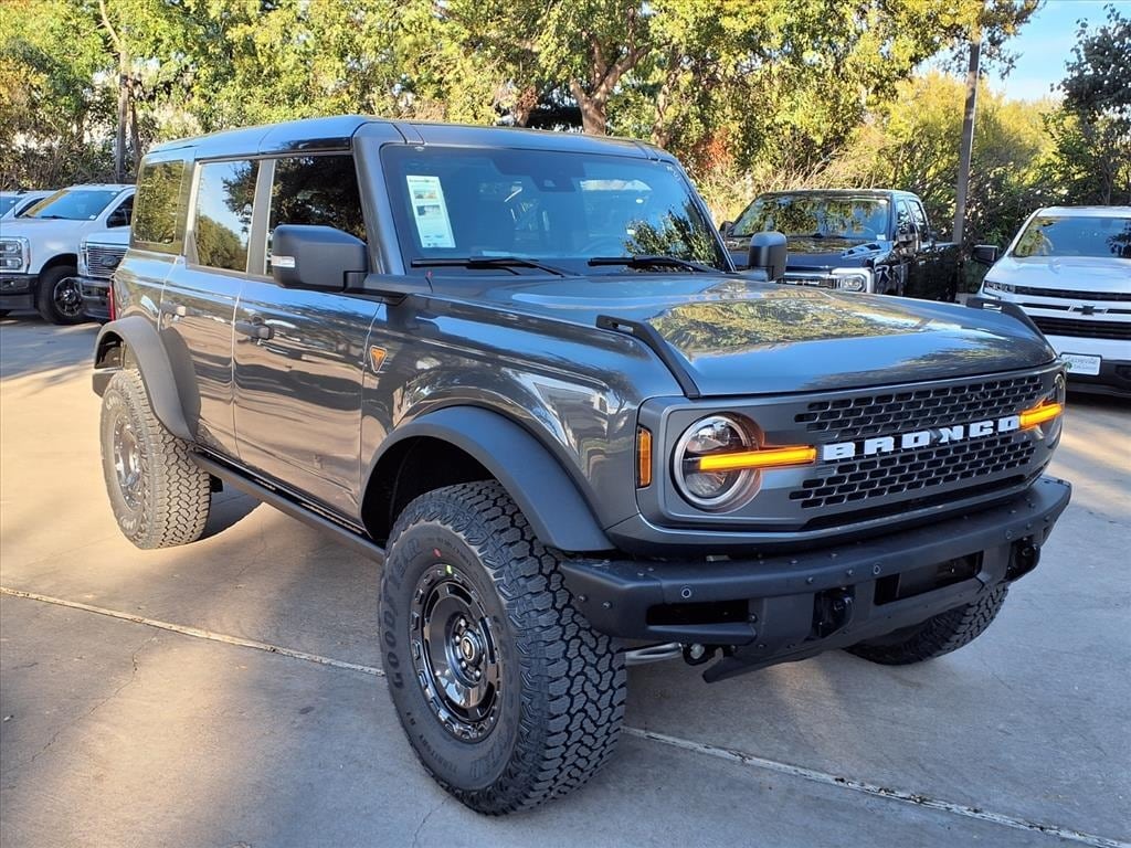 New 2025 Ford Bronco Badlands SUV