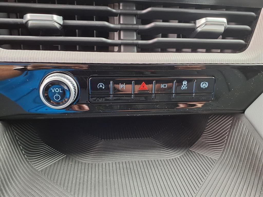 2026 Ford Explorer Active - Photo 10
