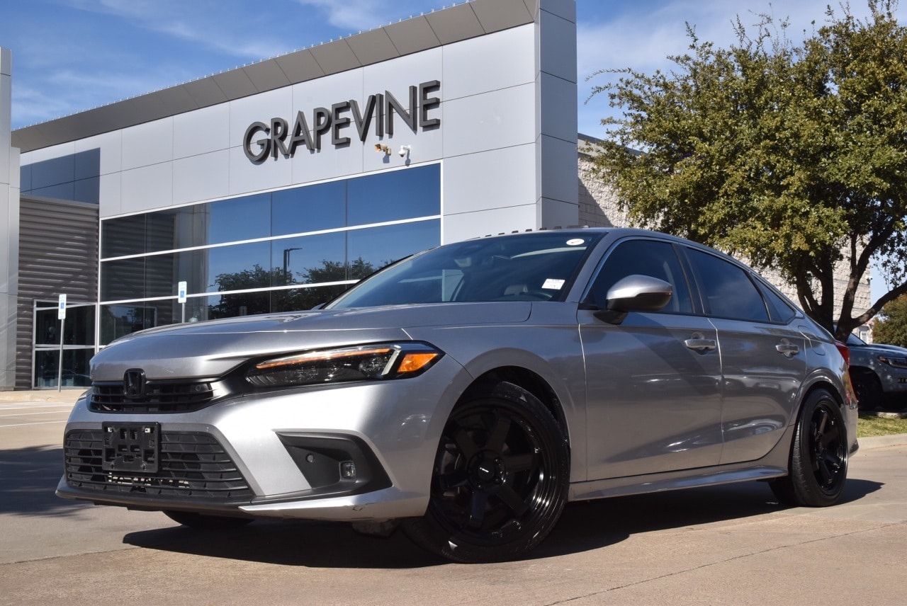 2022 Honda Civic Touring's photo