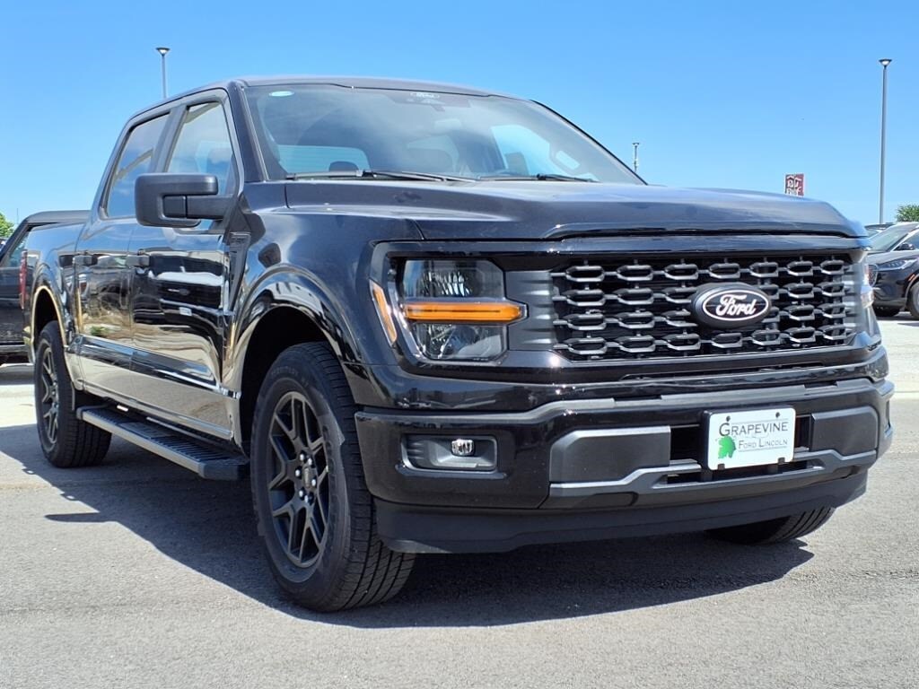 2025 Ford F-150 STX photo 3