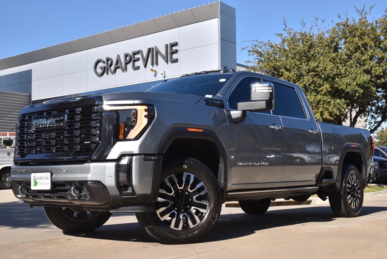 2024 GMC Sierra 2500HD Denali Ultimate's photo