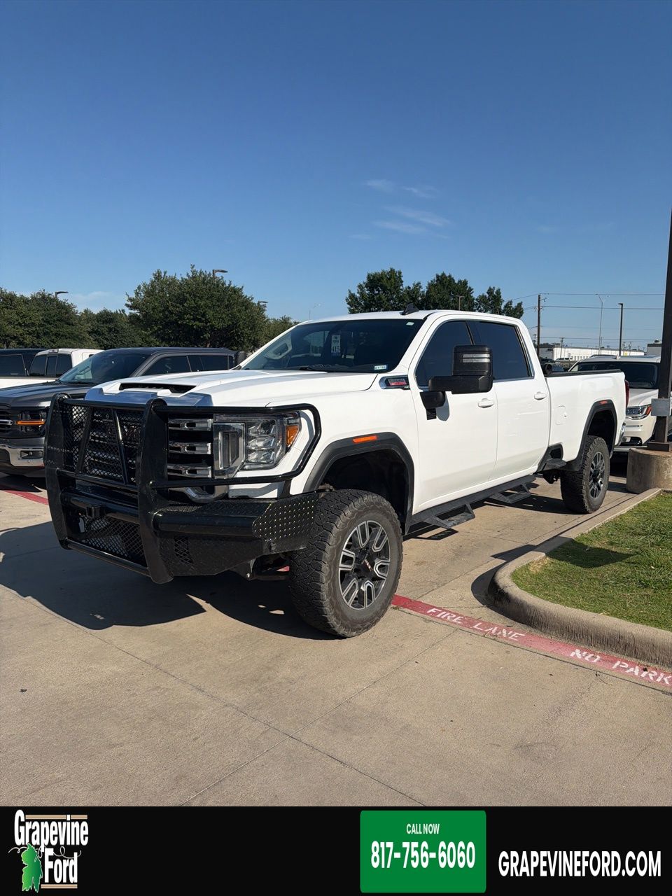 2023 GMC Sierra 4WD Crew Cab Long Box SLE's photo