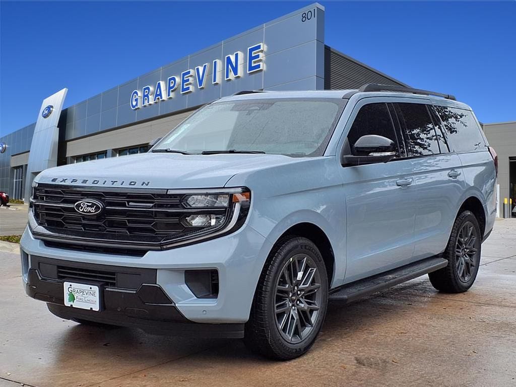 New 2026 Ford Expedition Platinum