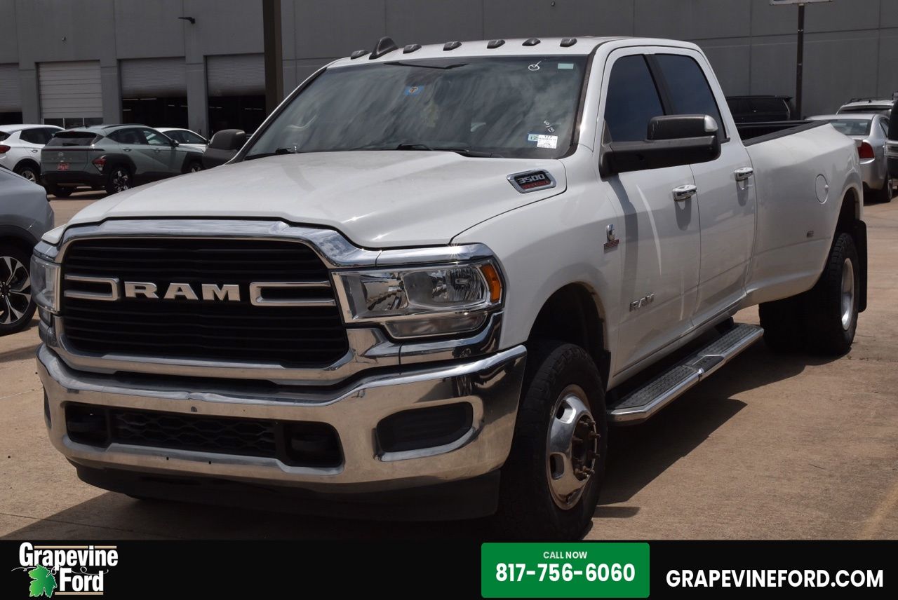 2019 RAM 3500 Big Horn 4X4 Crew Cab LWB's photo