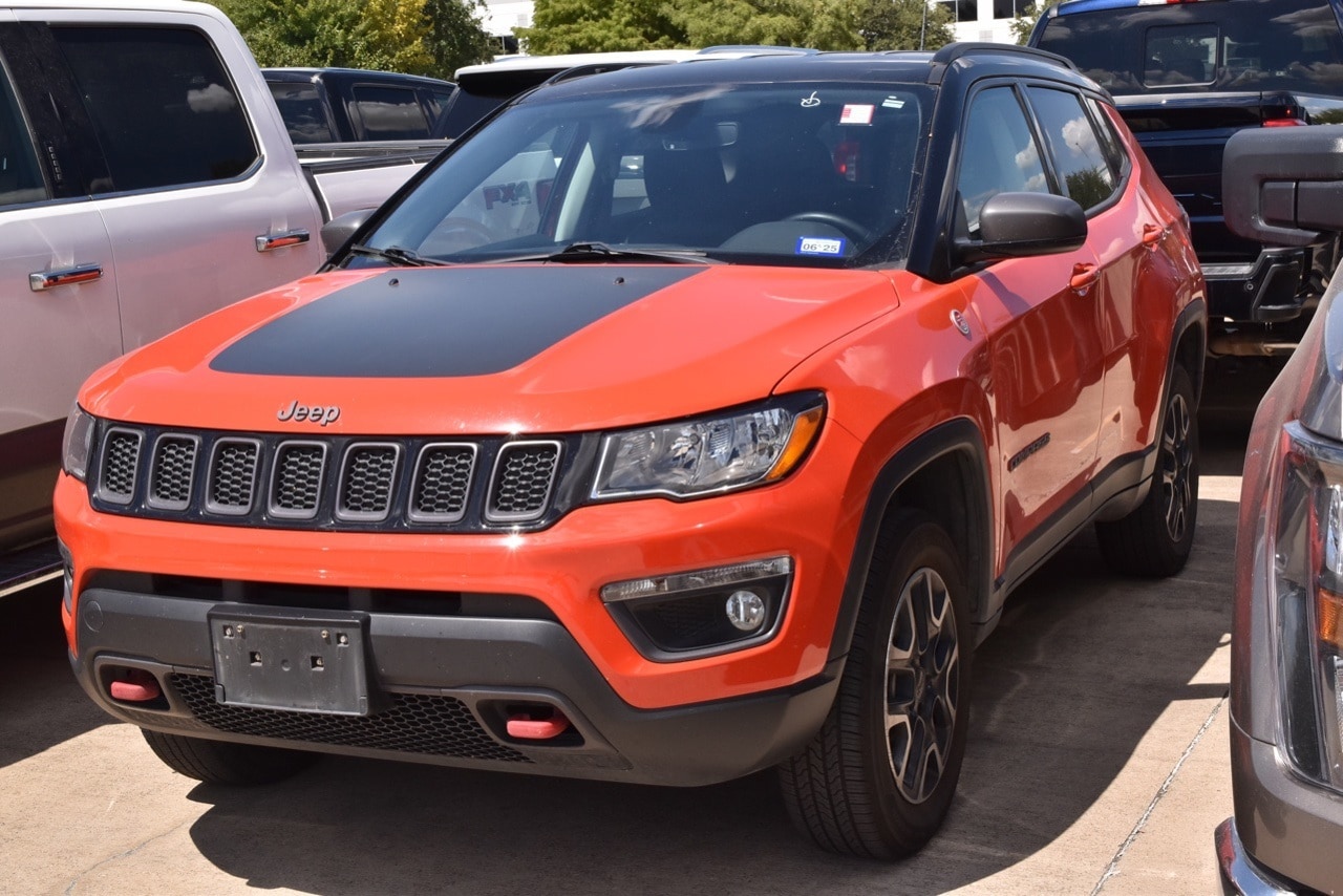 Used 2019 Jeep Compass Trailhawk with VIN 3C4NJDDB8KT630120 for sale in Grapevine, TX