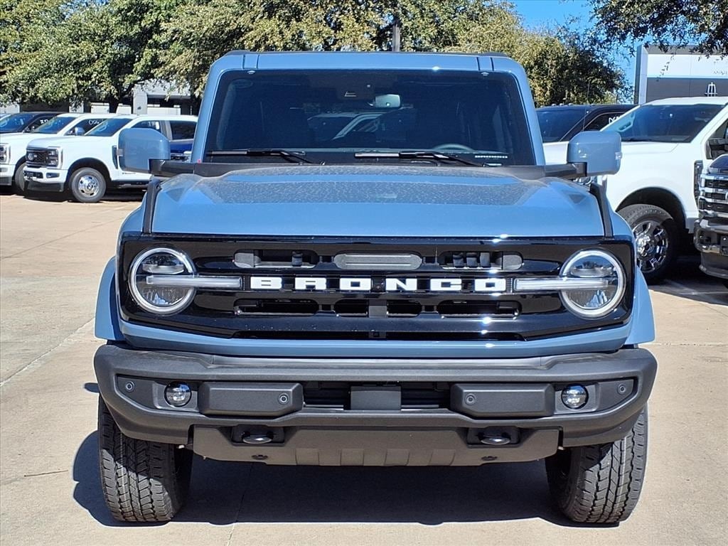 New 2025 Ford Bronco Outer Banks SUV