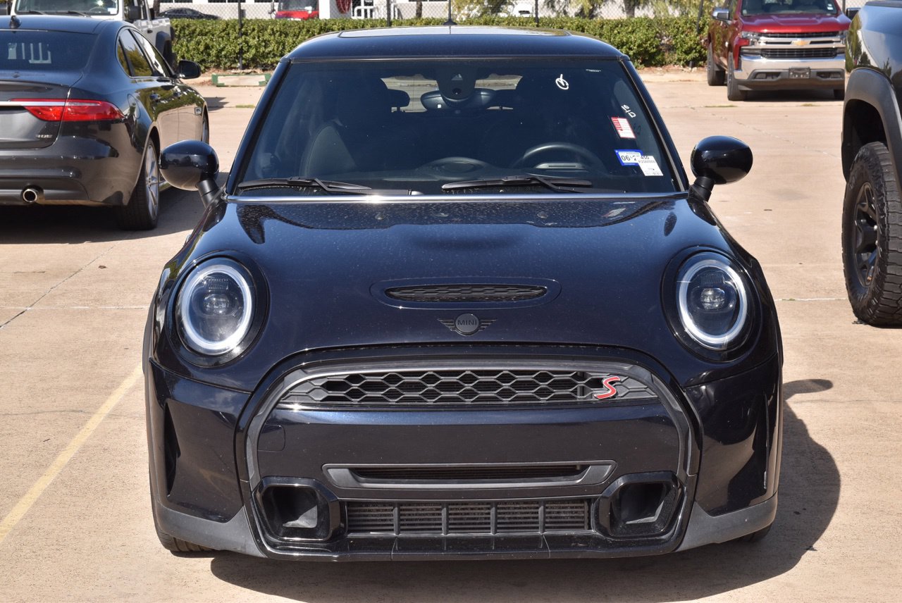 Used 2023 MINI Hardtop 2 Door Base Hatchback