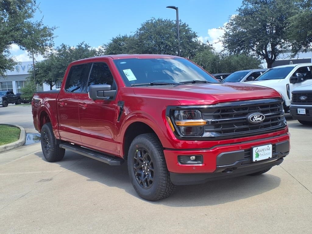 2025 Ford F-150 XLT photo 3