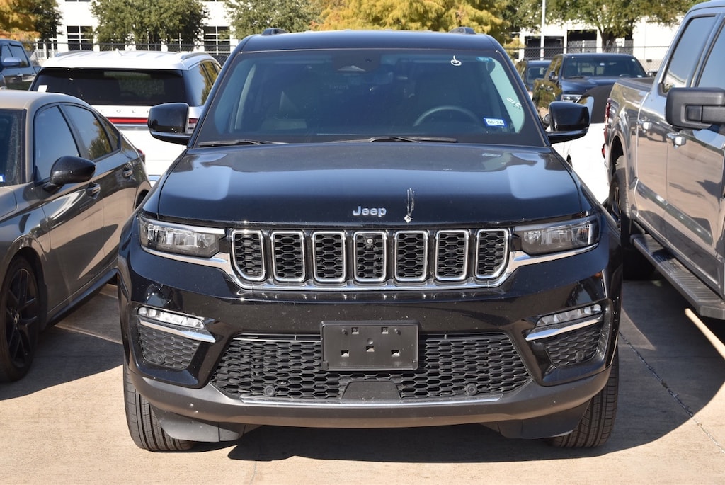 Used 2023 Jeep Grand Cherokee Limited SUV