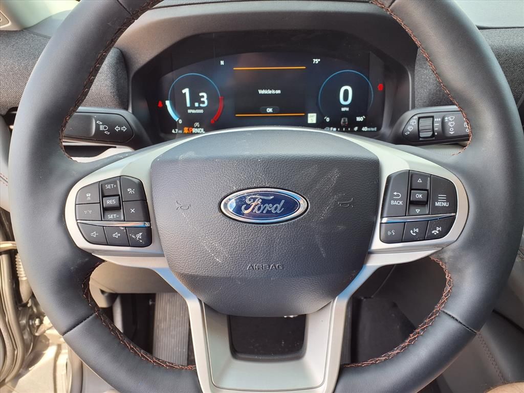 2026 Ford Explorer Active - Photo 15