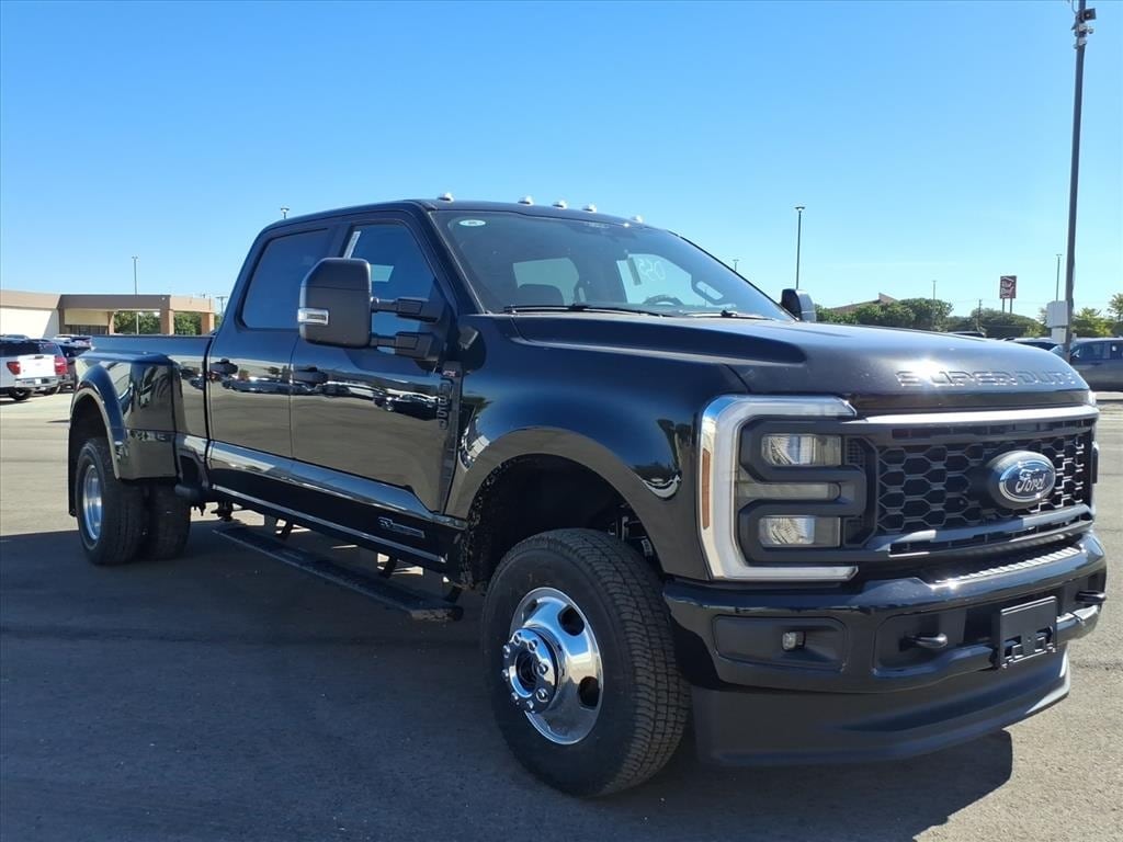 New 2026 Ford F-350 XL Truck Crew Cab