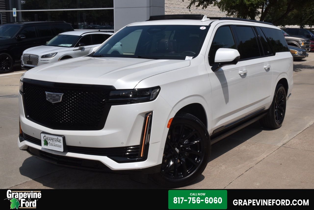 2023 Cadillac Escalade ESV 4WD Sport Platinum's photo
