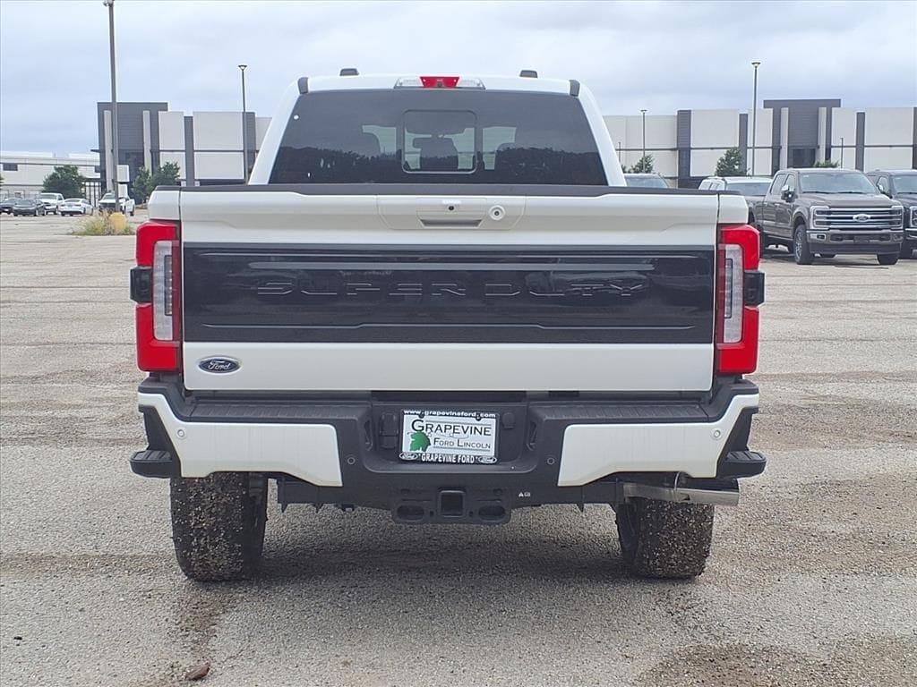 2026 Ford F-250 Super Duty Platinum - Photo 5